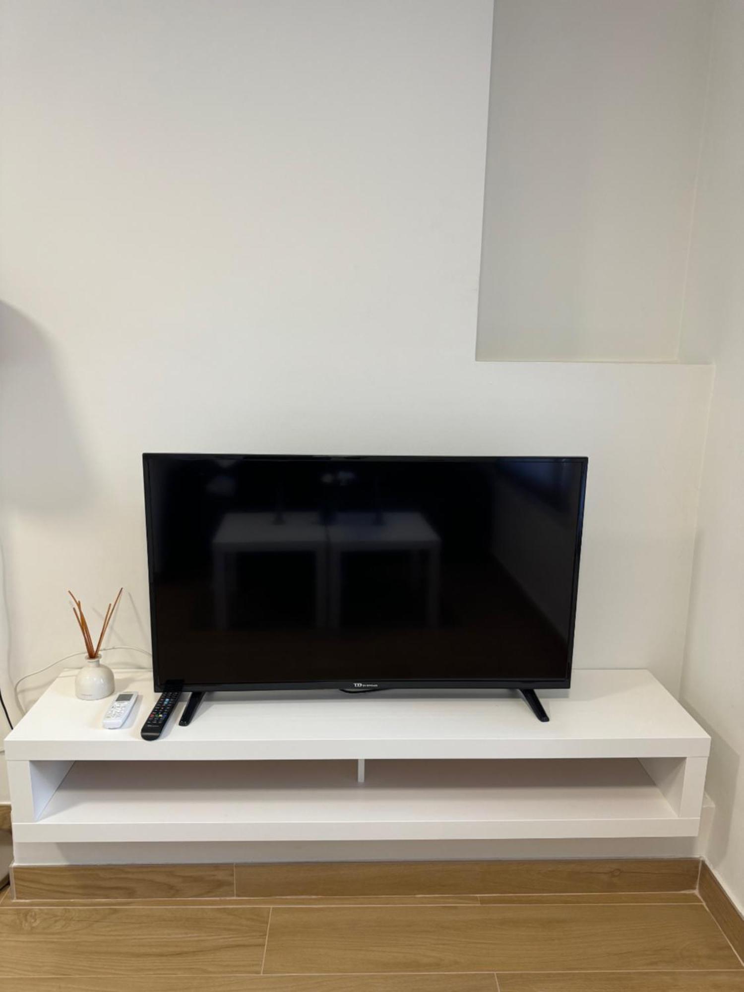 Mediterranean Malagueta Suite มาลากา ภายนอก รูปภาพ