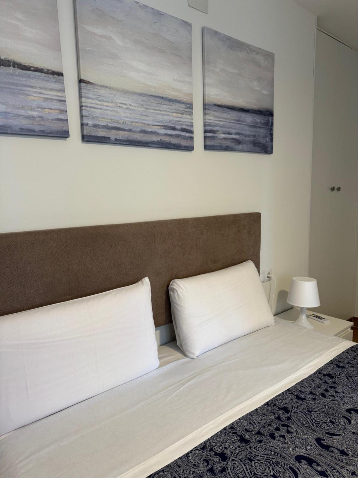 Mediterranean Malagueta Suite มาลากา ภายนอก รูปภาพ