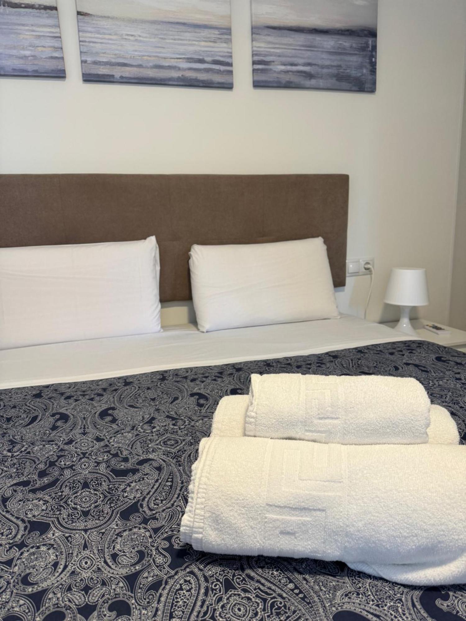 Mediterranean Malagueta Suite มาลากา ภายนอก รูปภาพ